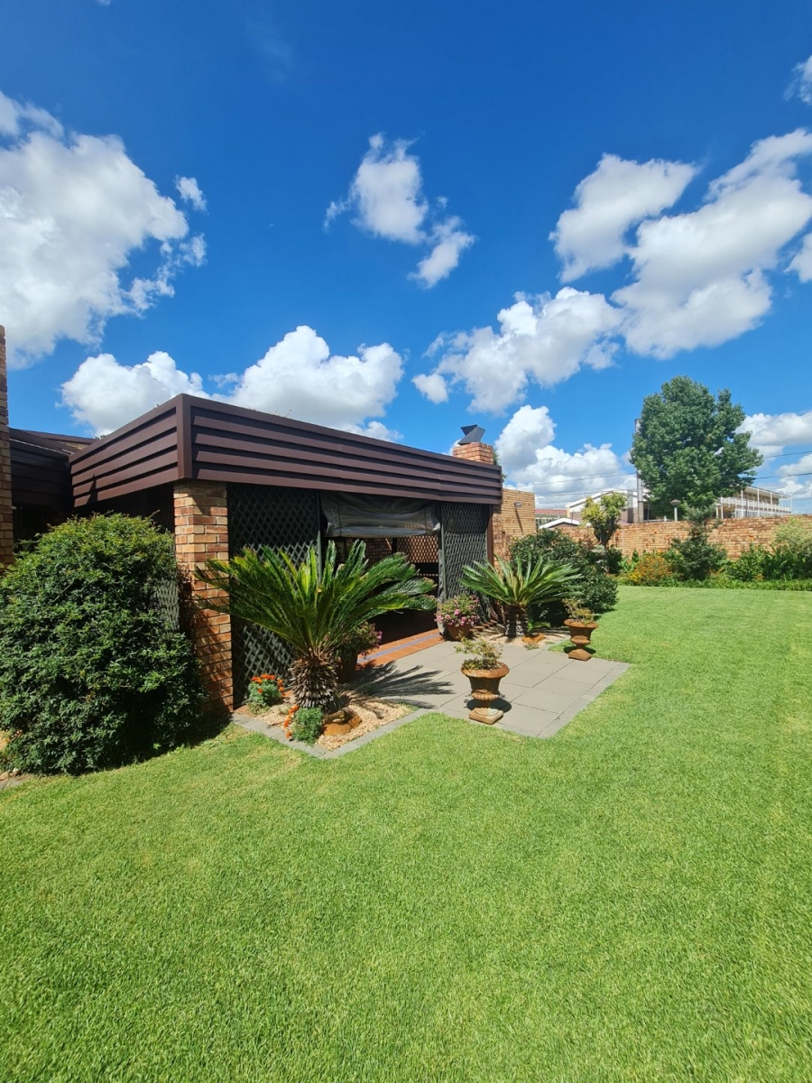 3 Bedroom Property for Sale in Sasolburg Free State